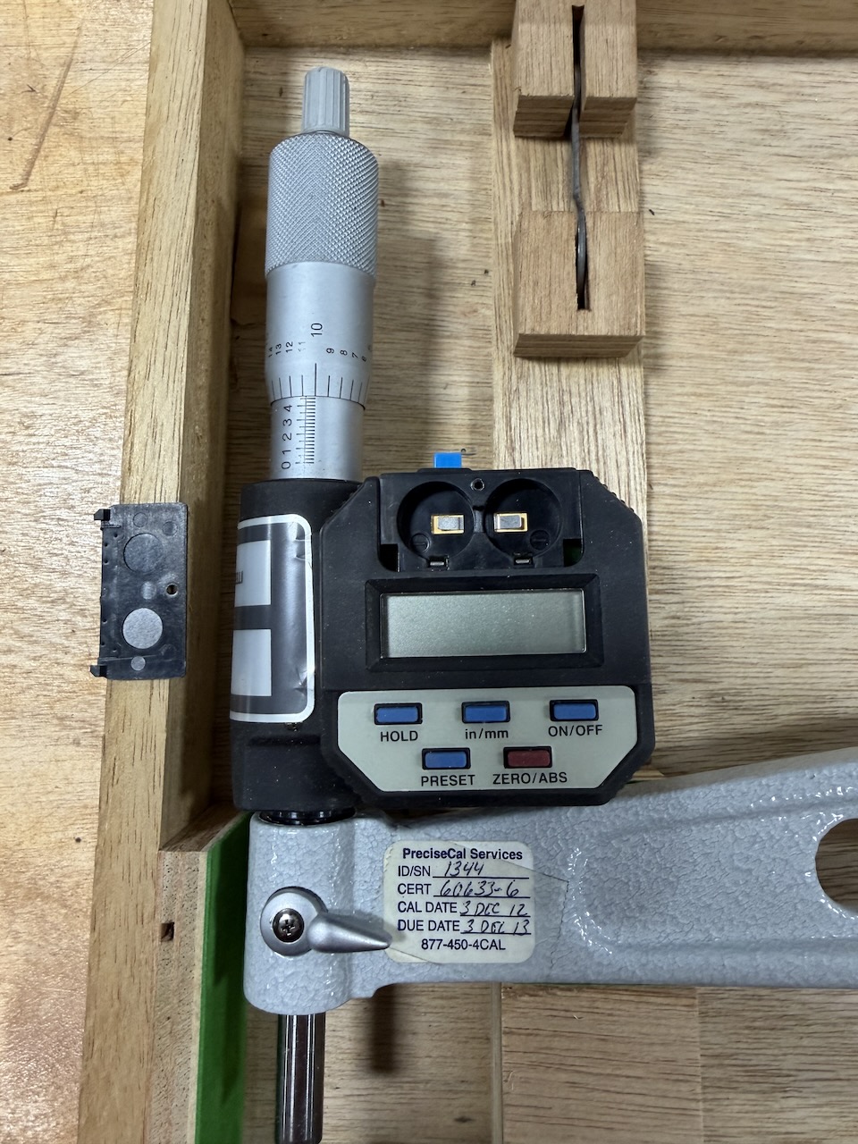 Mitutoyo 389-514 Sheet Metal Micrometer
