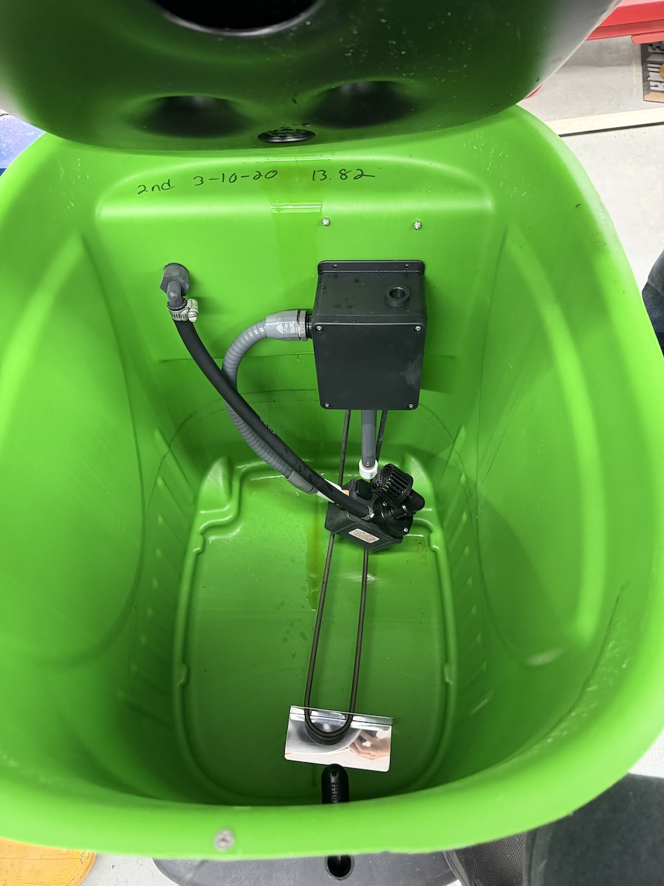 CRC SmartWasher pump and basin interior